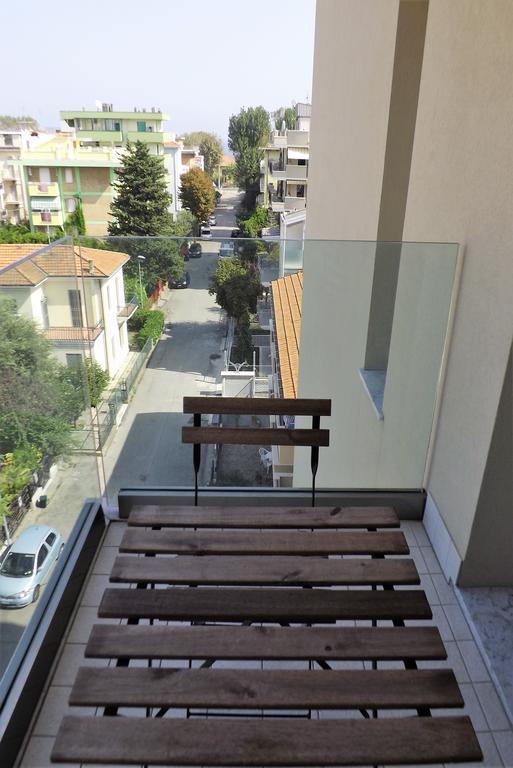 Residence Hotel Albachiara Rimini Kültér fotó