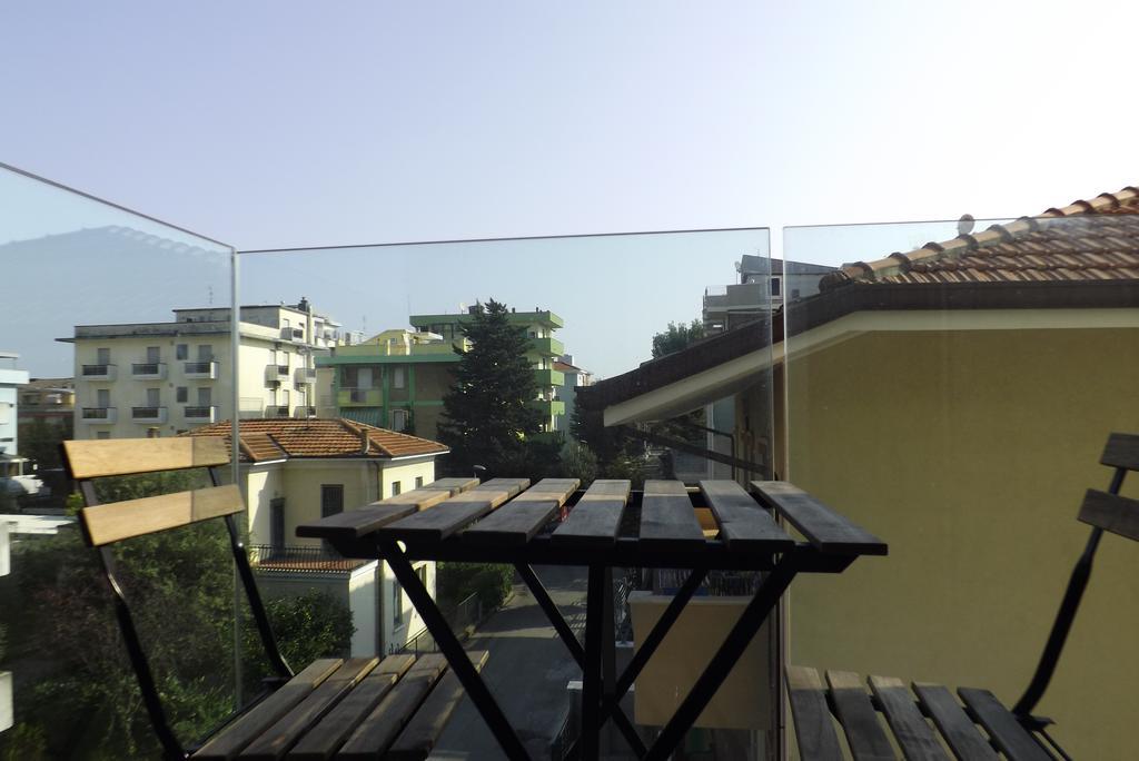 Residence Hotel Albachiara Rimini Kültér fotó