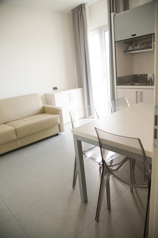 Residence Hotel Albachiara Rimini Kültér fotó