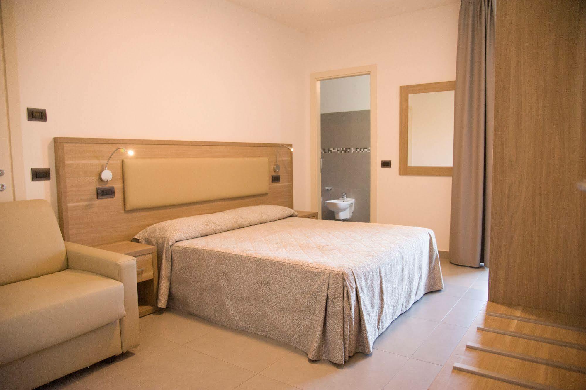 Residence Hotel Albachiara Rimini Kültér fotó