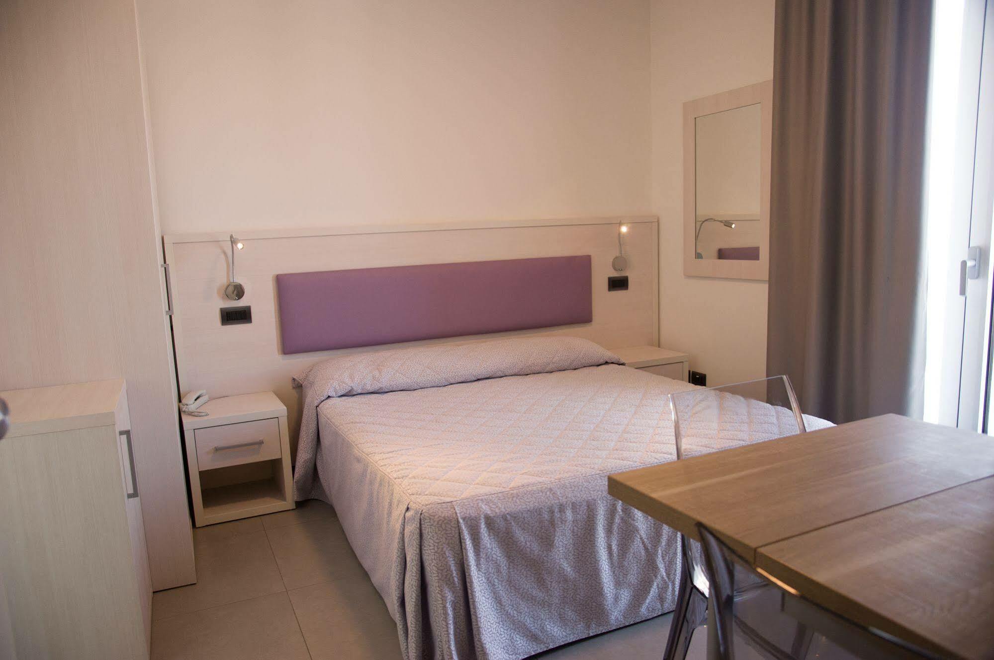 Residence Hotel Albachiara Rimini Kültér fotó