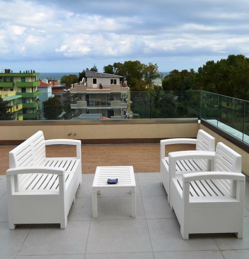 Residence Hotel Albachiara Rimini Kültér fotó